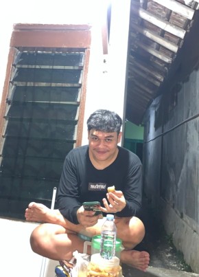 Gabril, 20, Indonesia, Kudus