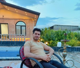 Masoud, 28, Tehran