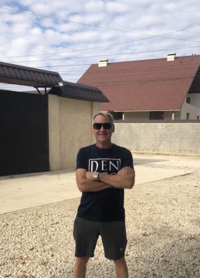 Evgeniy, 47, Russia, Simferopol