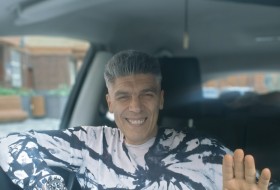 Roman, 47 - Just Me