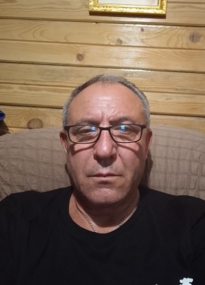 Аркадий из Москвы 56 лет