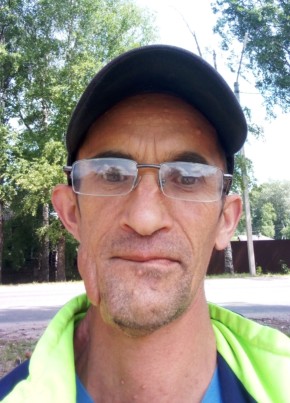Максим из Сокола 45 лет