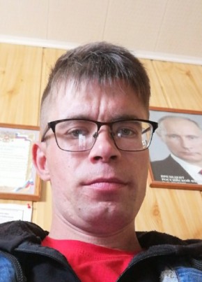 денис, 29, Россия, Суземка