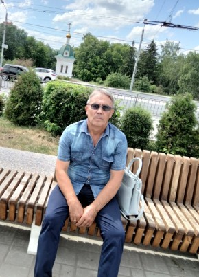 Геннадий из Омска 62 года