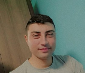 Bebitzu, 30, Braila