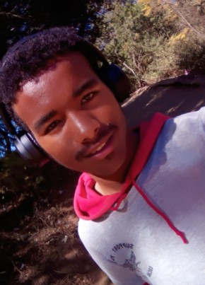 Ckeir, 22, République de Madagascar, Antananarivo