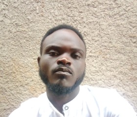 Eric, 25, Kigali