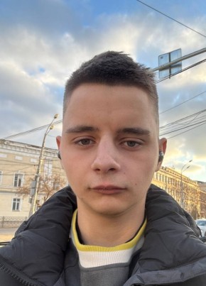 Иван из Астрахани 22 года
