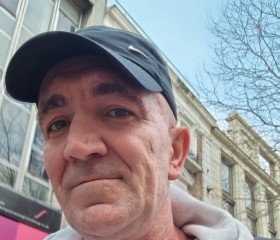 Adam, 54 года, London