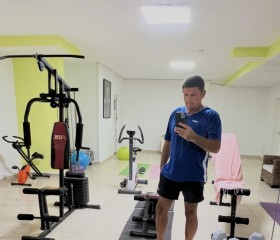 Jörg, 68, Sindelfingen