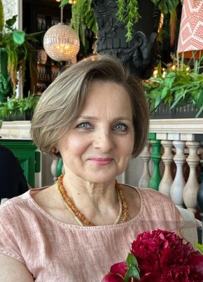 Ирина, 64, Россия, Краснодар
