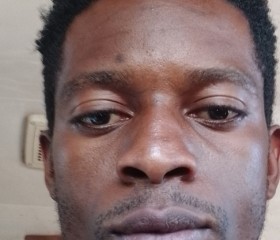 Thomas, 28, Kirando