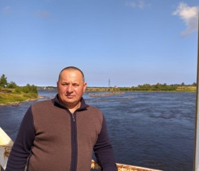 Максим, 49 лет, Санкт-Петербург