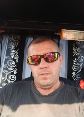Viktor, 44, Russia, Nyagan