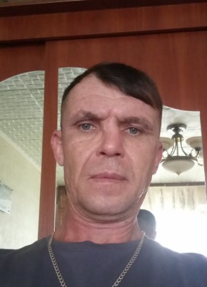 Иван из Тулы 48 лет