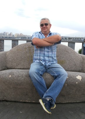Олег, 59, Україна, Дніпро