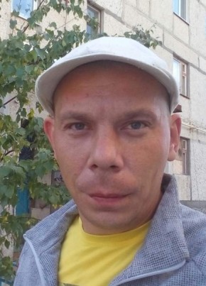 Юрий, 42, Россия, Сургут