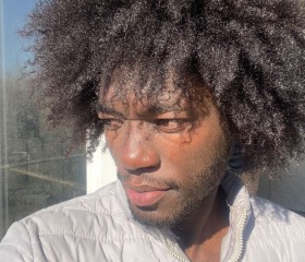 Osvaldo Manuel, 24, Moscow