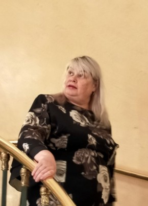 Елена, 56, Россия, Москва