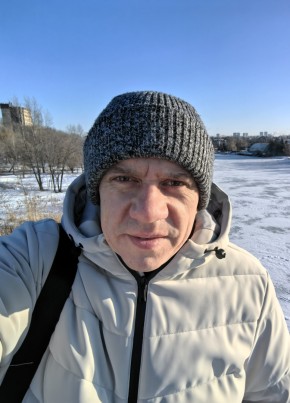 Андрей из Аксая 42 года