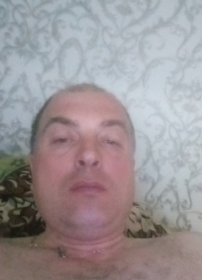 Максим
