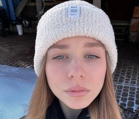 Daria, 20, Helsinki