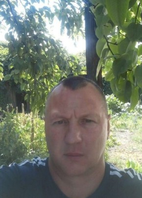 Dmitriy, 48, Russia, Saratov