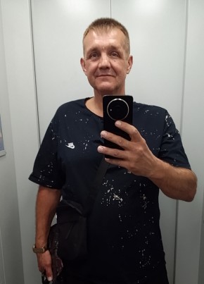 Андрей из Омска 28 лет