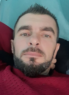 Andi, 36, Albania, Cërriku