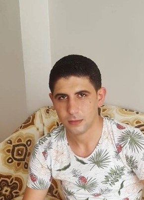 Ahmet, 23, Türkiye Cumhuriyeti, Esenler