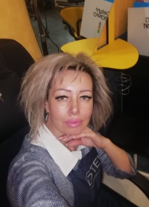 Ольга, 41, Россия, Красноармейск (Московская обл.)