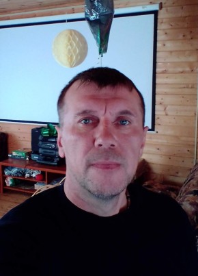 Сергей 51 год