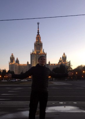 Максим, 22, Россия, Москва