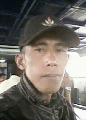 An, 41, Indonesia, Luwuk
