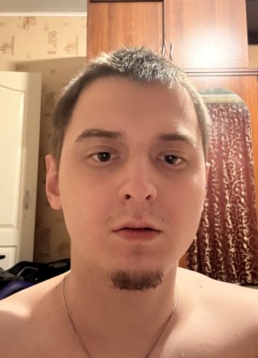 Максим из Новокузнецка 22 года