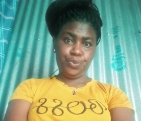 Gladys Ndinda, 30, Nairobi