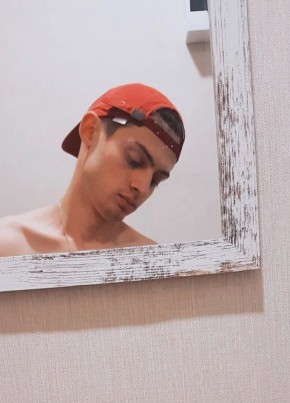 Artem, 23, Russia, Lobnya