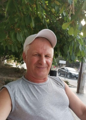 Игорь, 61, Россия, Череповец