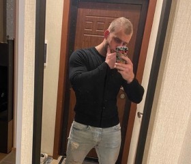 Nik, 30, Moscow