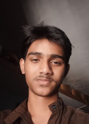 Sujal Solanki, 18, India, Bharūch