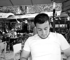Arman, 23, Yerevan
