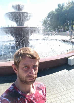 Юрий, 37, Россия, Тамань