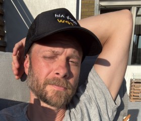 Peter, 50, Hellebaek