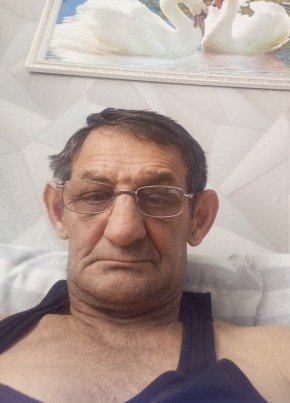 Ашот из Твери 56 лет