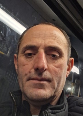 Giorgi из Berlin 49 лет
