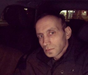 Roman, 52, Wil