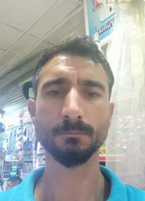 Arif, 36, Türkiye Cumhuriyeti, Altıntaş