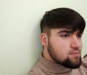 Roma, 22, Kazan