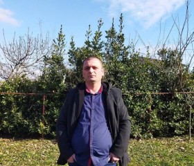 Ramazi, 41, Gori