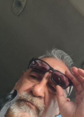 Baris из Batıkent 53 года